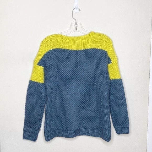 UNIF Urban Outfitters Sweater - Picture 2 of 6